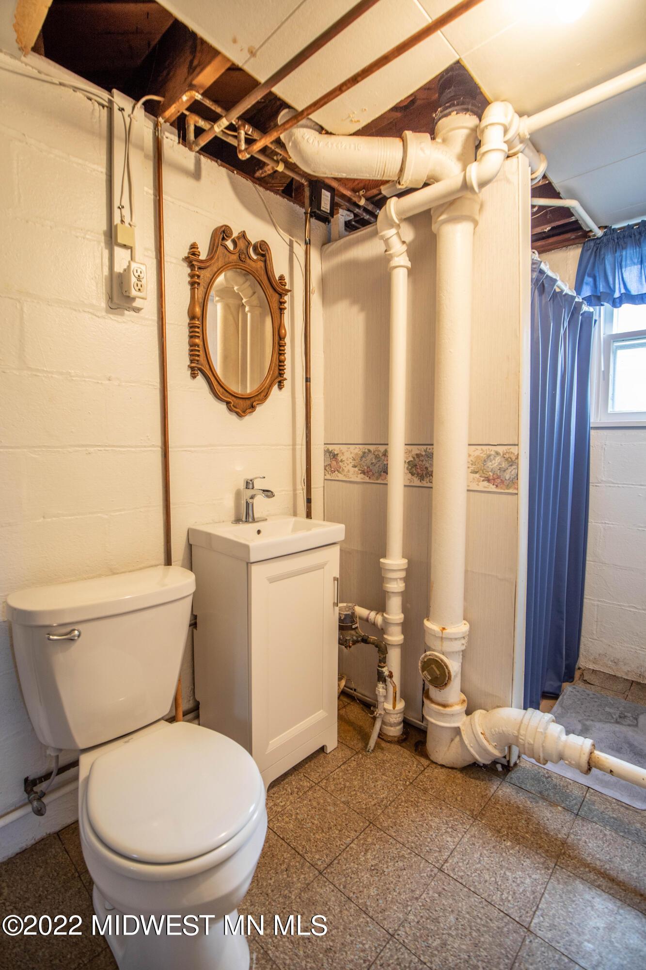 3/4 Bathroom