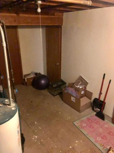 15-Shared basement area for storm shelter and utilities.jpg