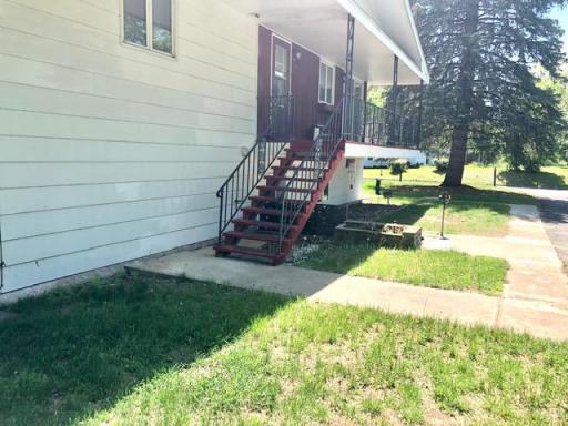 24-Sidewalks to parking and garage.jpg