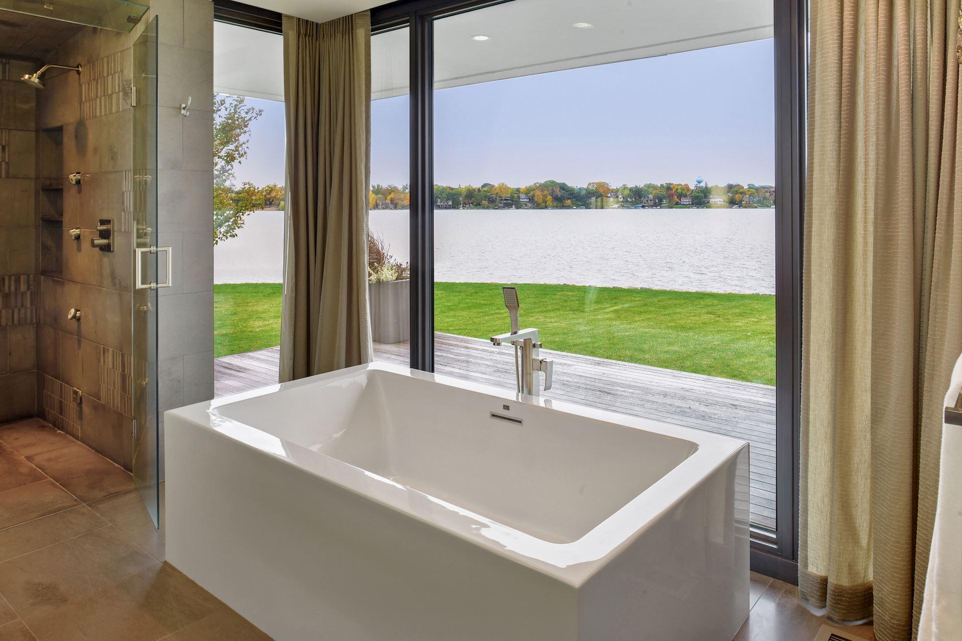 Did I say the lake surrounds you