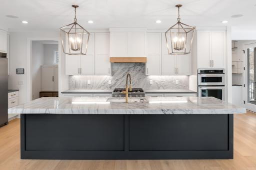 6033 Kellogg Avenue, Edina, MN 55424