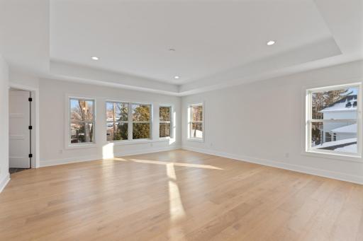 6033 Kellogg Avenue, Edina, MN 55424