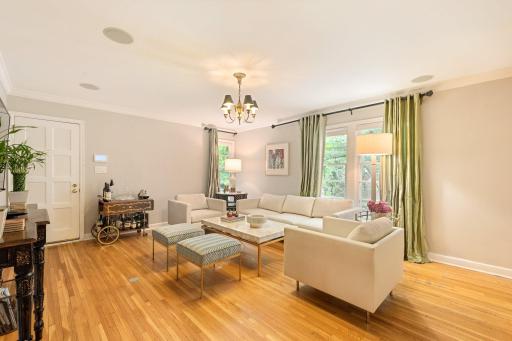 20 Merilane, Edina, MN 55436