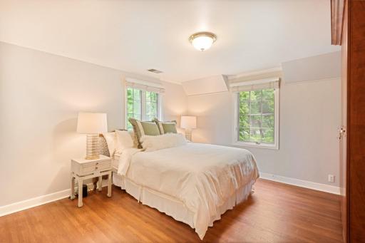 20 Merilane, Edina, MN 55436