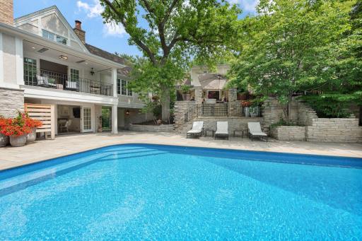 20 Merilane, Edina, MN 55436