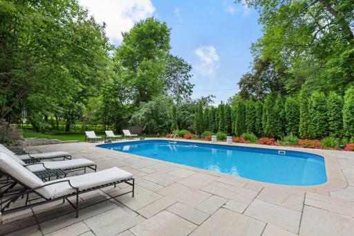 20 Merilane, Edina, MN 55436