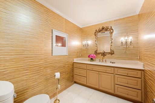 20 Merilane, Edina, MN 55436