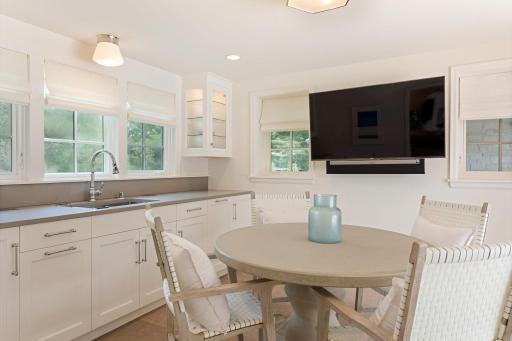 20 Merilane, Edina, MN 55436