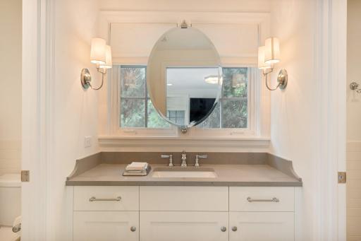 20 Merilane, Edina, MN 55436