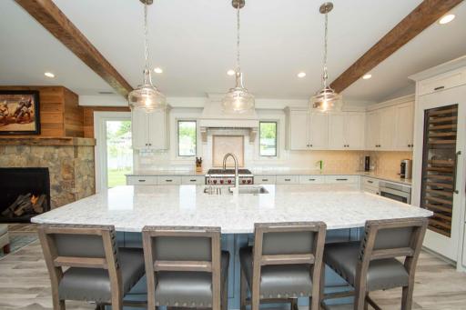 6805 Cardinal Cove Drive, Mound, MN 55364