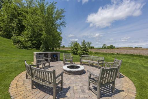 1195 Prairie Meadow Road, Minnetrista, MN 55359
