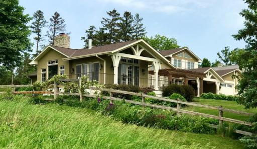 1195 Prairie Meadow Road, Minnetrista, MN 55359