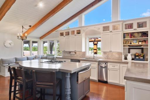 1195 Prairie Meadow Road, Minnetrista, MN 55359