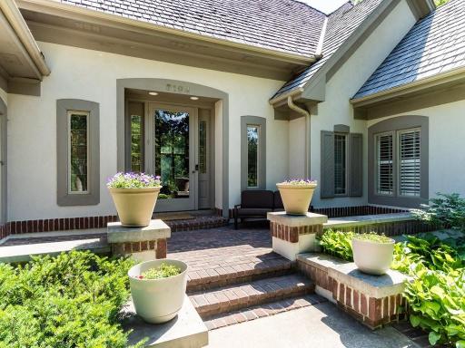 3103 Maplewood Road, Wayzata, MN 55391