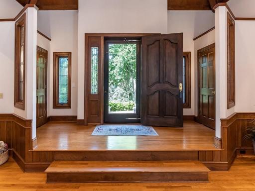 3103 Maplewood Road, Wayzata, MN 55391
