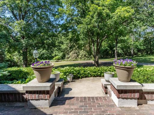3103 Maplewood Road, Wayzata, MN 55391
