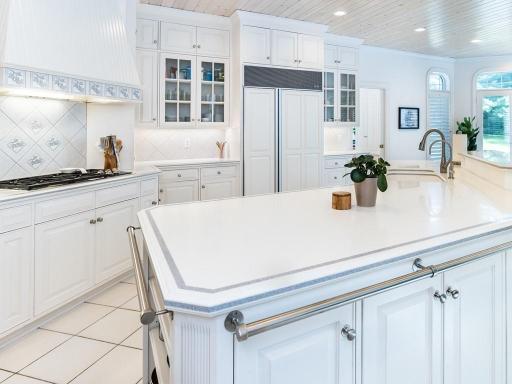 3103 Maplewood Road, Wayzata, MN 55391