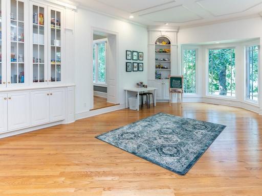 3103 Maplewood Road, Wayzata, MN 55391