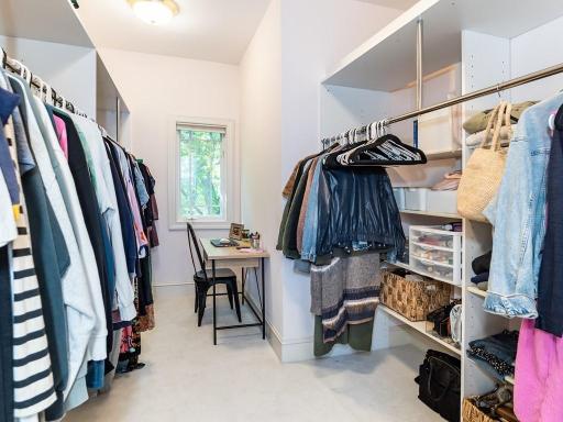 3103 Maplewood Road, Wayzata, MN 55391