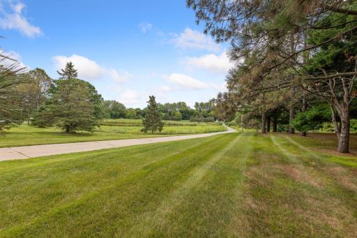 18116 Ridgewood Road, Minnetonka, MN 55391