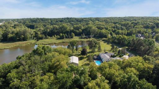 18116 Ridgewood Road, Minnetonka, MN 55391