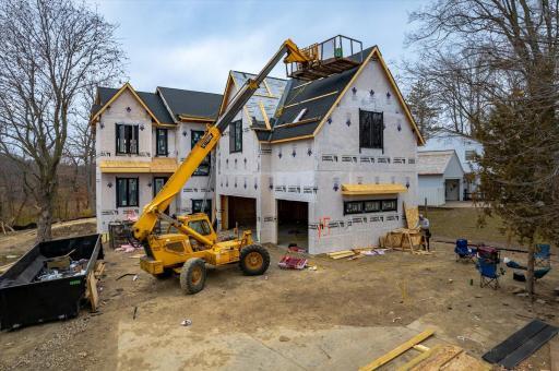 15 Myrtlewood Road, Wayzata, MN 55391