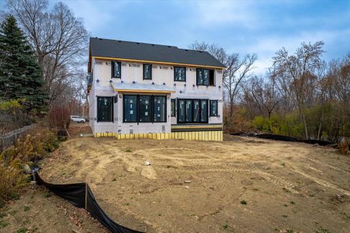 15 Myrtlewood Road, Wayzata, MN 55391