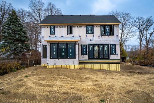 15 Myrtlewood Road, Wayzata, MN 55391