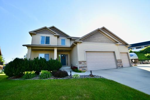6376 Shetland Drive NW, Rochester, MN 55901