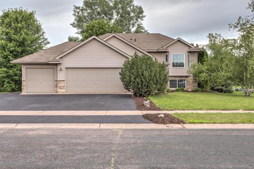 7712 386th Street, North Branch, MN 55056