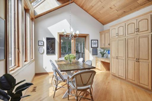Photo for 360 Ruann Road, Wayzata, MN 55391 - Listing #6228692 360 Ruann Road, Wayzata, MN 55391