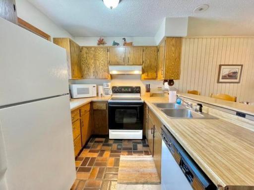 06 Another Kitchen view.jpeg