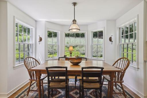 2400 Oakland Road, Minnetonka, MN 55305