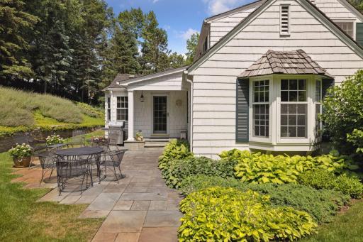 2400 Oakland Road, Minnetonka, MN 55305