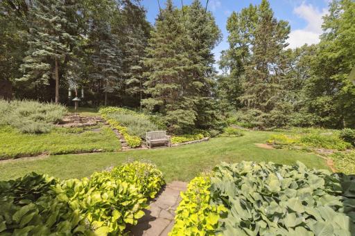 2400 Oakland Road, Minnetonka, MN 55305