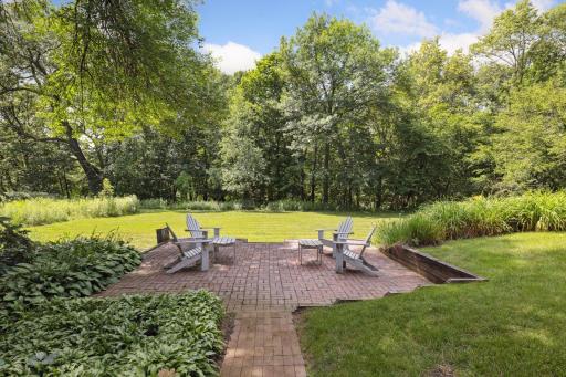 2400 Oakland Road, Minnetonka, MN 55305
