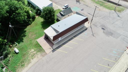 400 Front Street, Russell, MN 56169