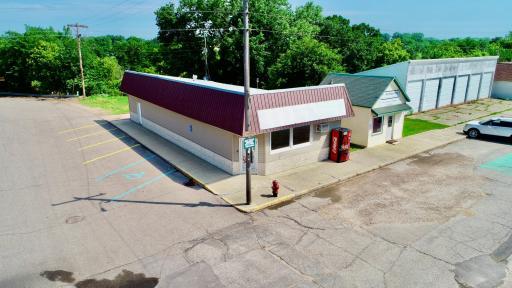 400 Front Street, Russell, MN 56169