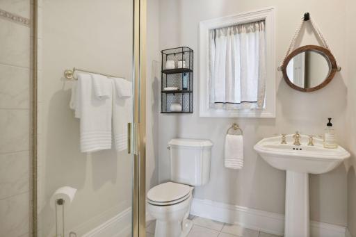 2920 Casco Point Road, Wayzata, MN 55391