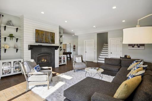 2920 Casco Point Road, Wayzata, MN 55391