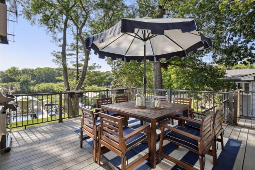2920 Casco Point Road, Wayzata, MN 55391