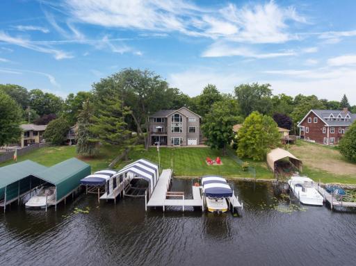 2920 Casco Point Road, Wayzata, MN 55391
