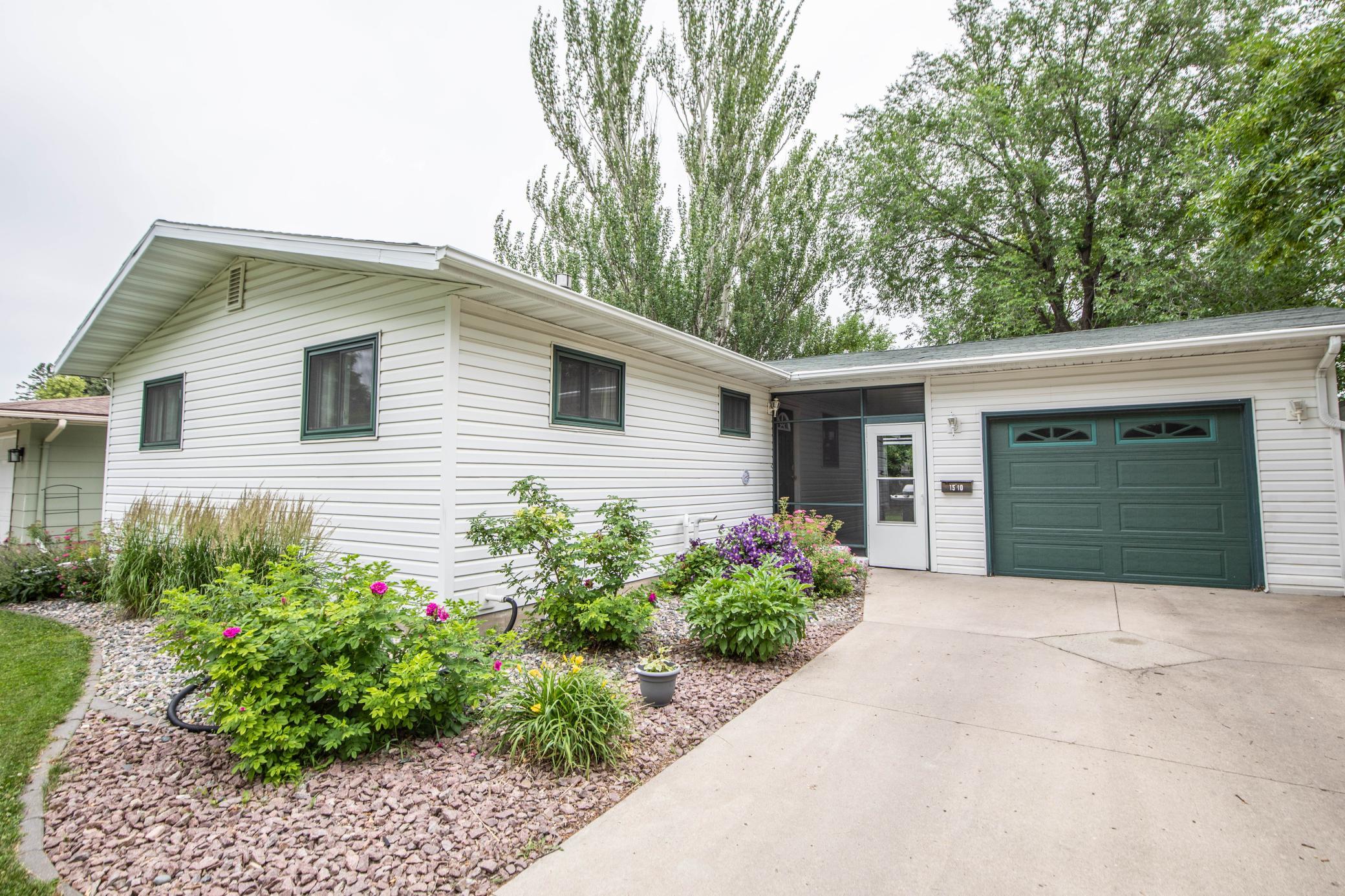 1510 19 1/2 St S, Moorhead