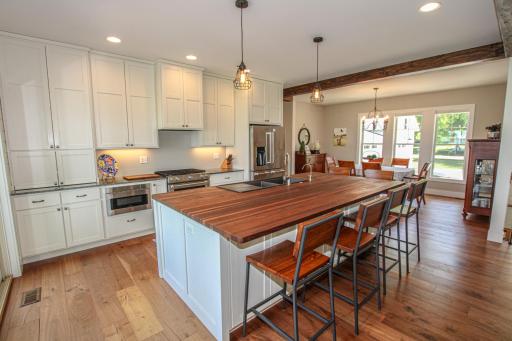 2001 S Le Homme Dieu Drive NE, Alexandria, MN 56308