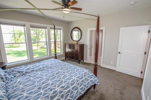 2001 S Le Homme Dieu Drive NE, Alexandria, MN 56308