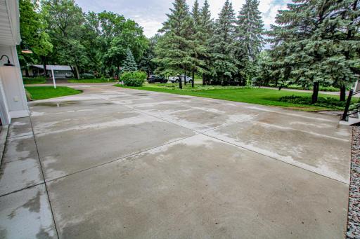 2001 S Le Homme Dieu Drive NE, Alexandria, MN 56308