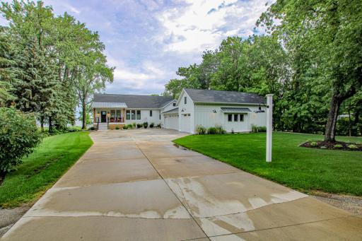 2001 S Le Homme Dieu Drive NE, Alexandria, MN 56308