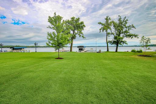 2001 S Le Homme Dieu Drive NE, Alexandria, MN 56308