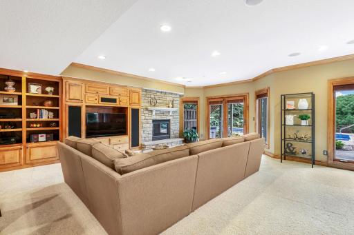 13090 Danube Court, Rosemount, MN 55068