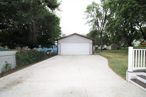 840 2nd Street E, Lake Lillian, MN 56253